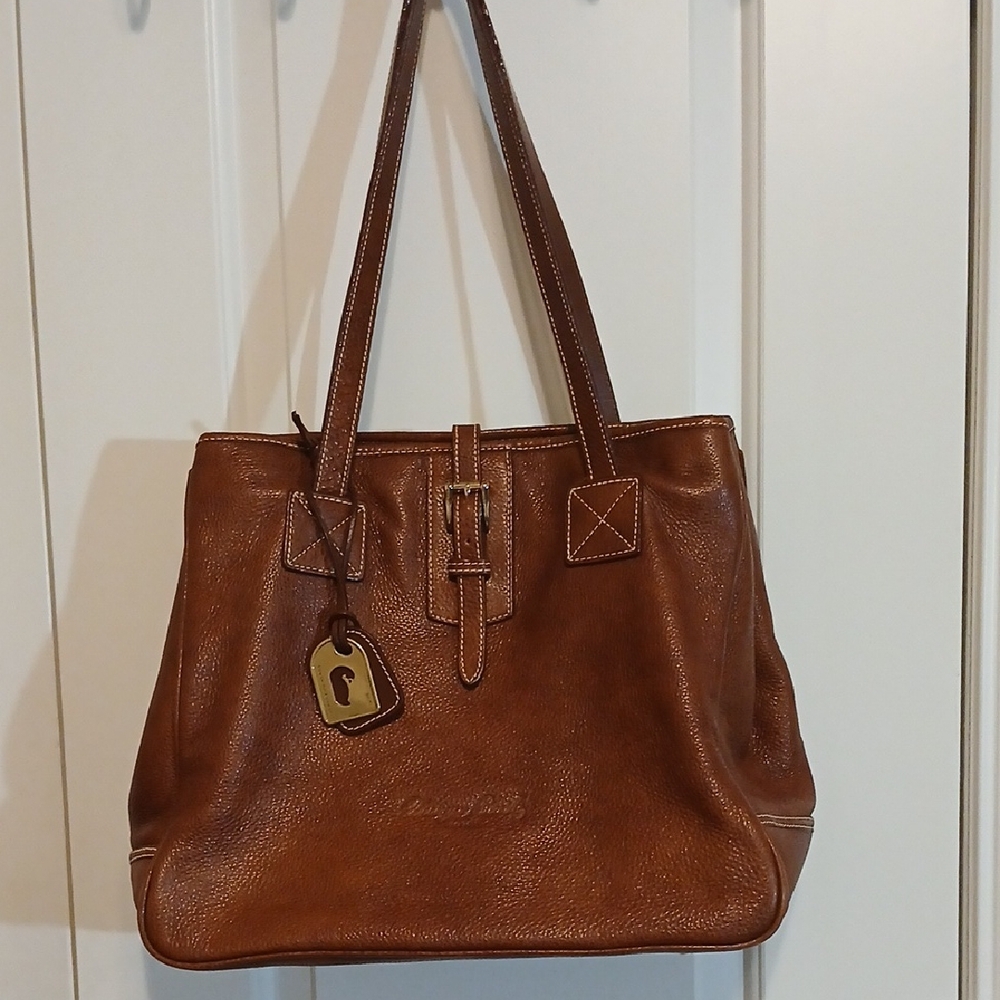 Dooney & Bourke Tote
